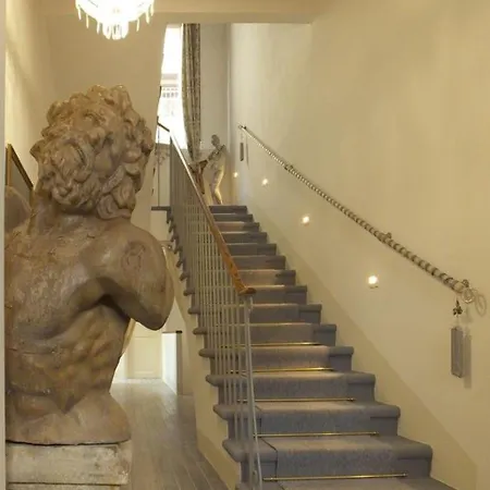 Bed & Breakfast Antica Loggetta 3*